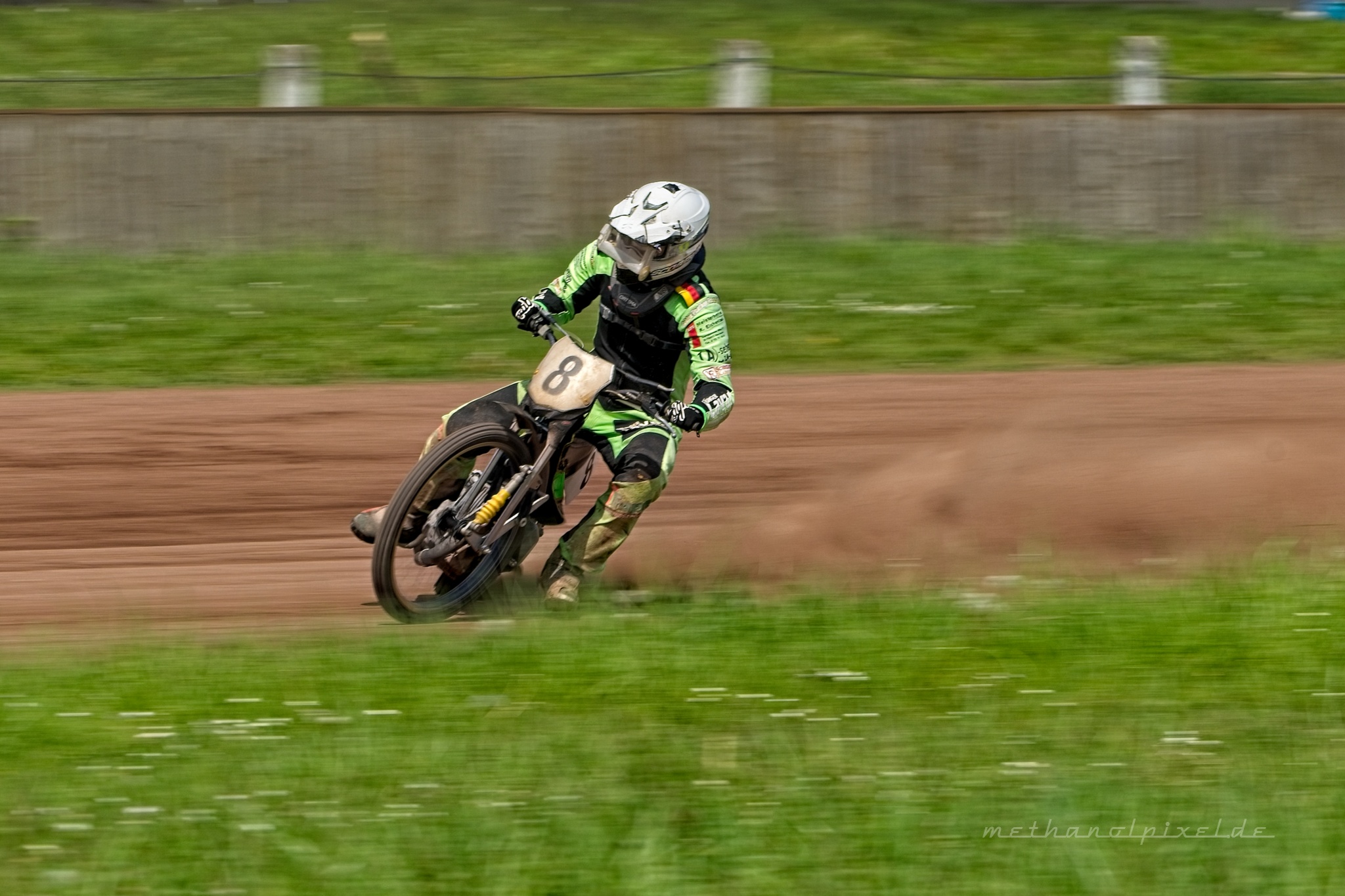 ILCE 7M4   A7405065 2048